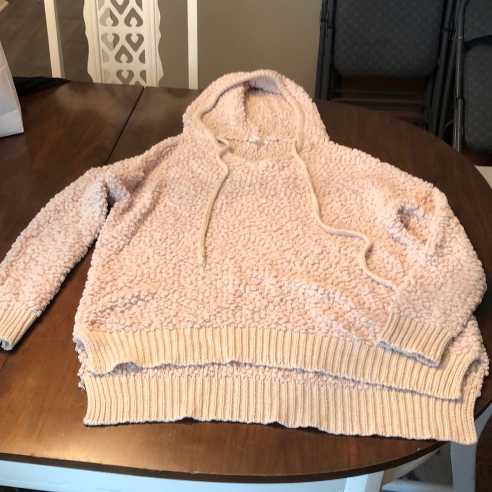 Hooded fluffy soft top